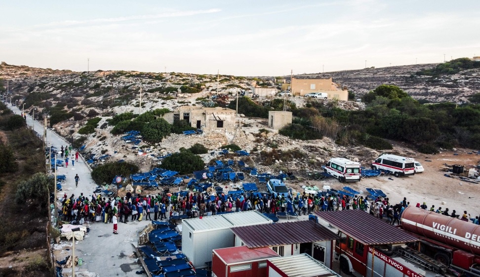 Franca nuk do pranoje asnje emigrant nga ishulli Lampedusa